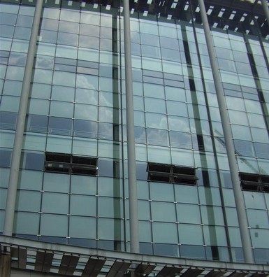 ͬɫĻǽ��������